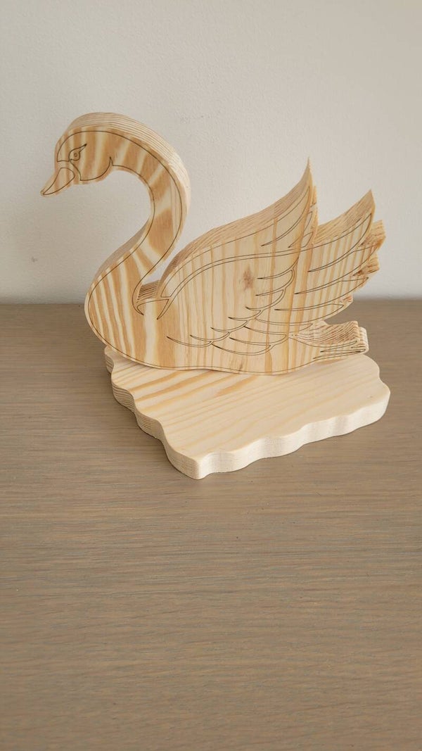 Cygne décoratif en bois – Création artisanale fait main
