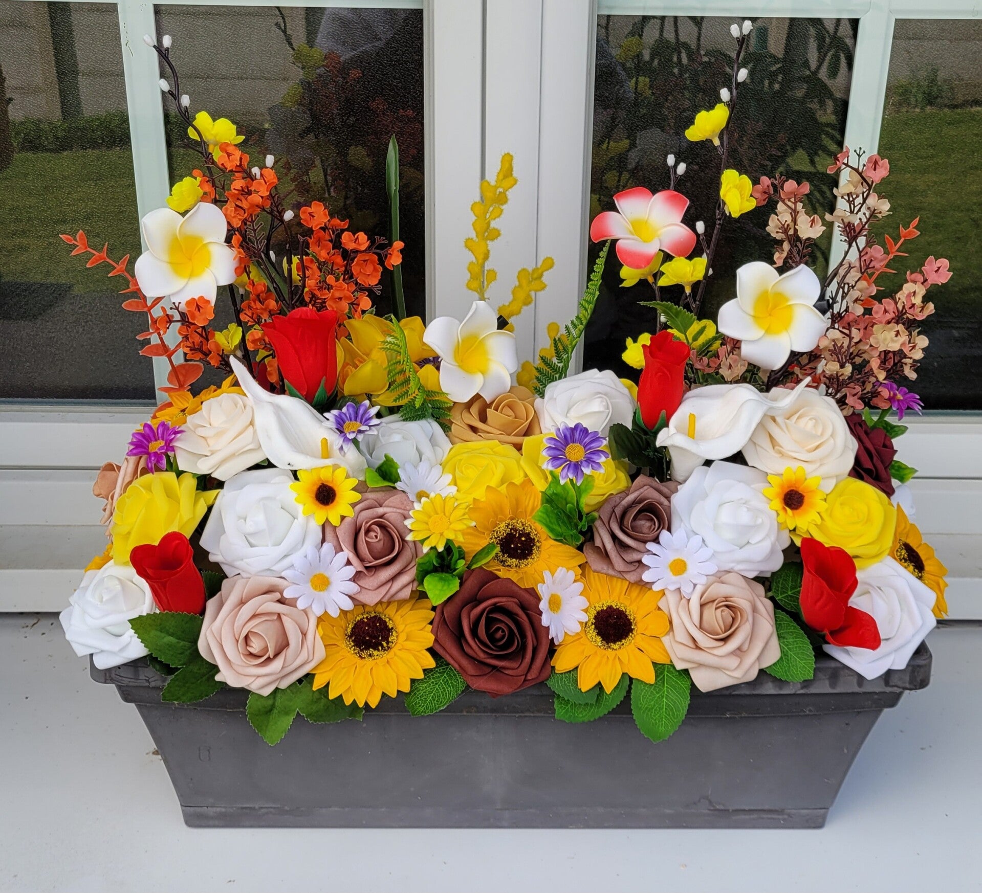 Bac à fleurs décoratif personnalisé – création artisanale