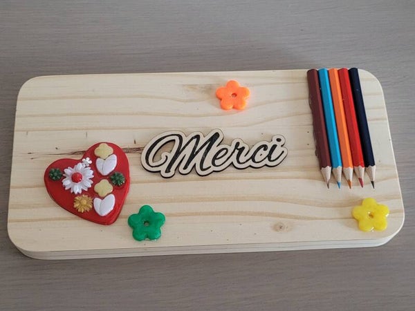 Support de bureau personnalisé fin d'année scolaire 🌸✏️