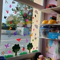 Sticker alphabet décoratif – Idéal pour école ou salle de classe 📚