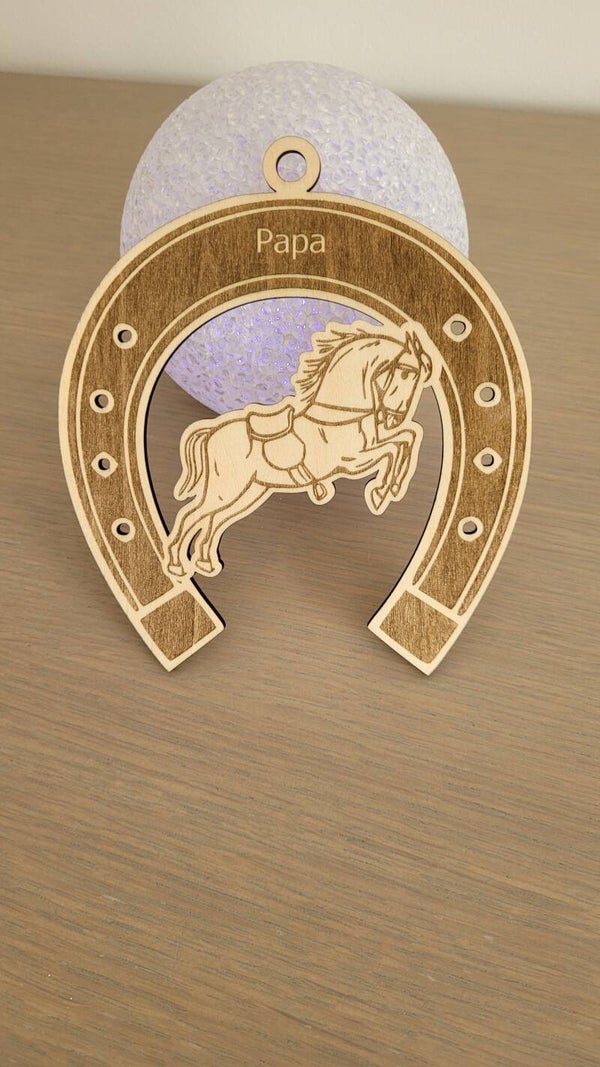 Fer à cheval porte-bonheur en bois personnalisé