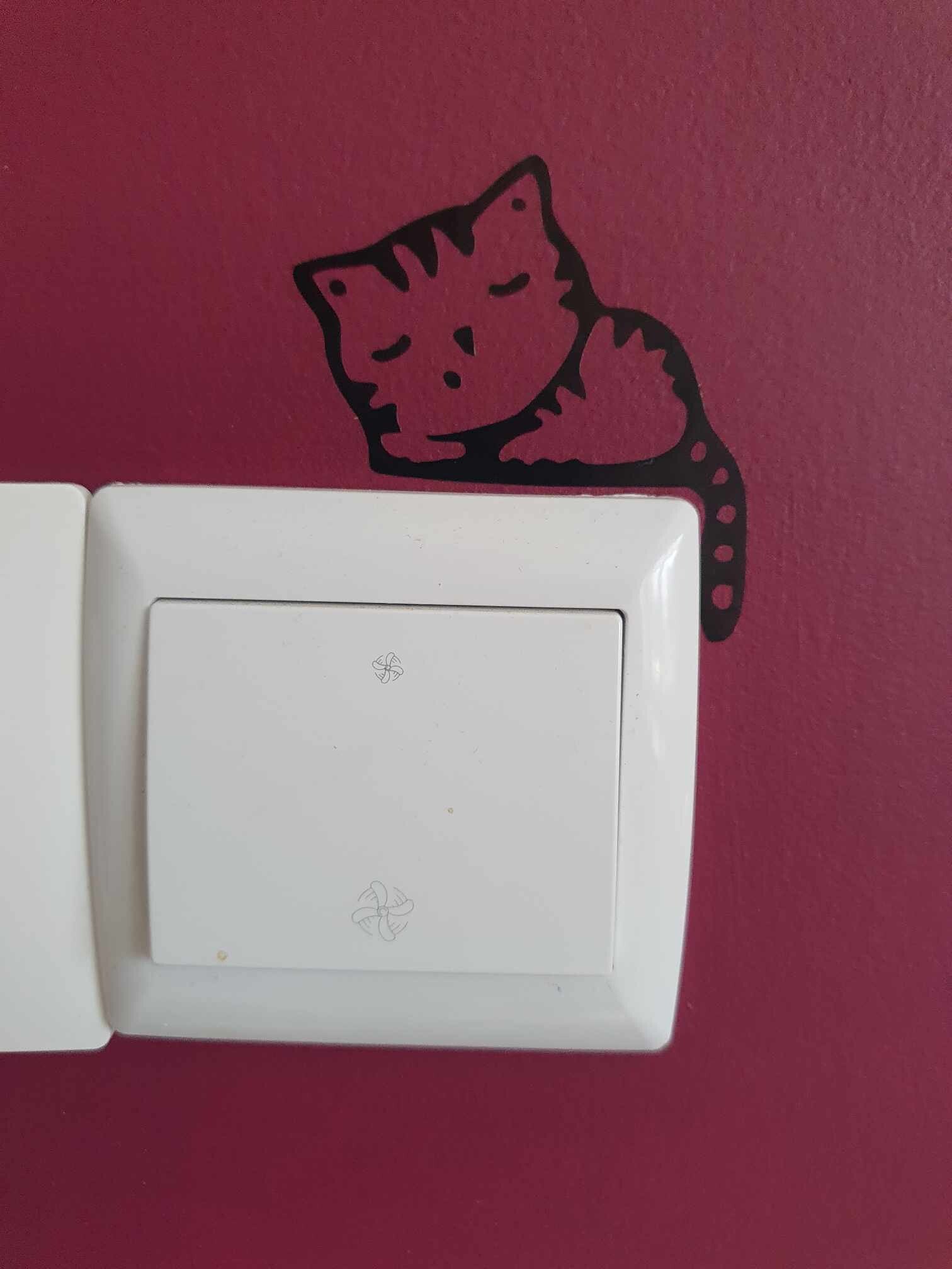 Sticker décoratif pour interrupteur – Chat mignon