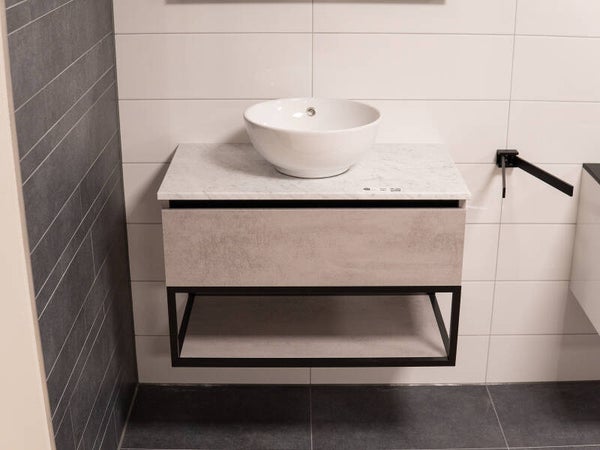Er wordt momenteel geboden op kavel nr. 185