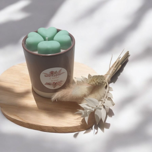 Bougie en pot de terre avec cœur