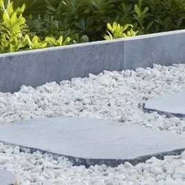 Bordures en pierre bleue