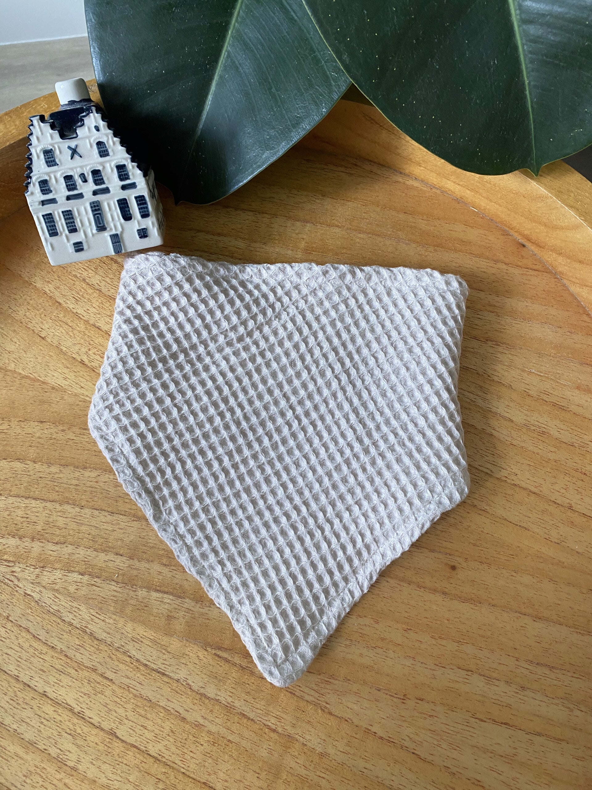 Baby Bandana Slab van Wafelstof beige