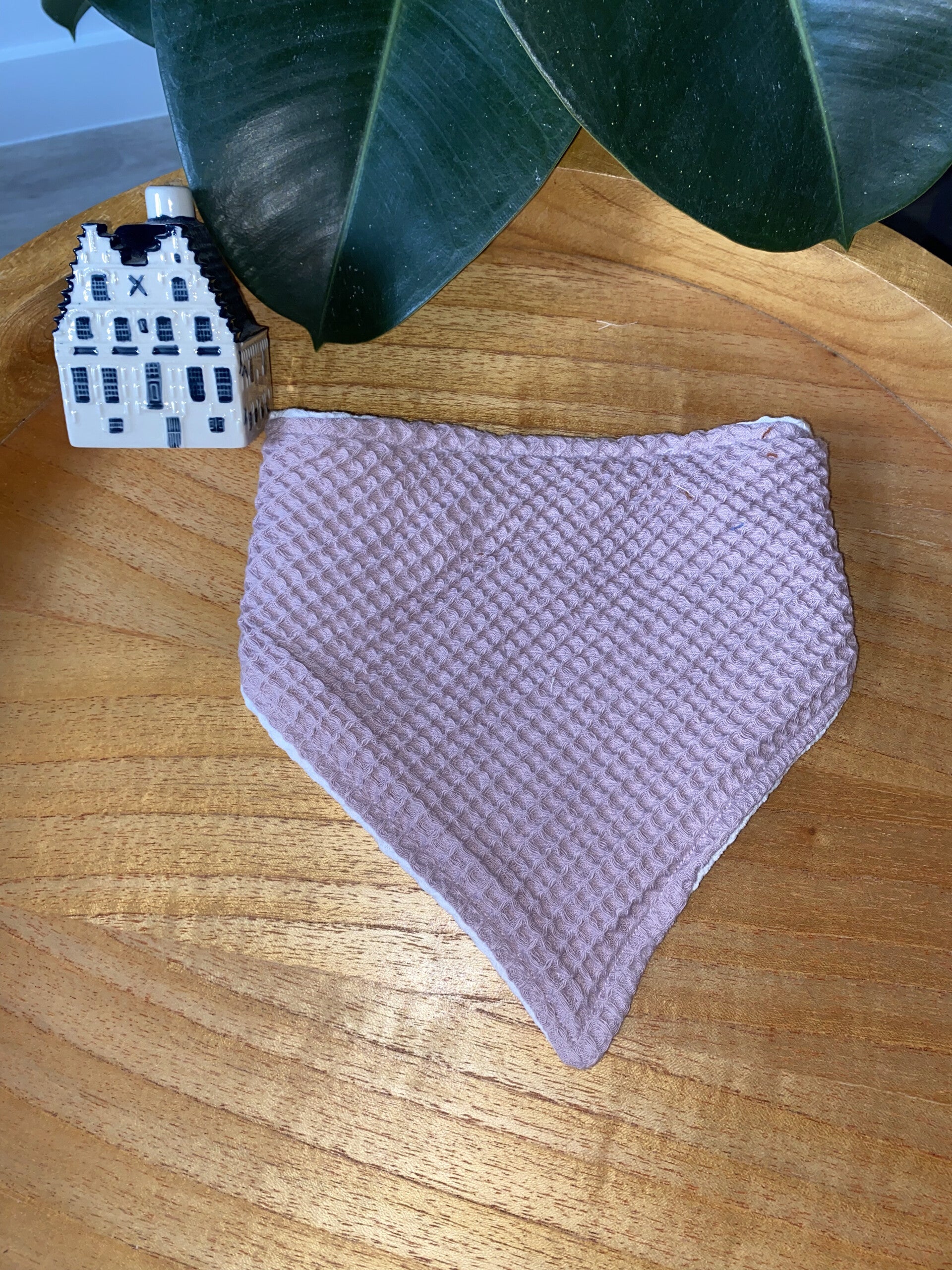 Baby Bandana Slab van Wafelstof oude roze met wit