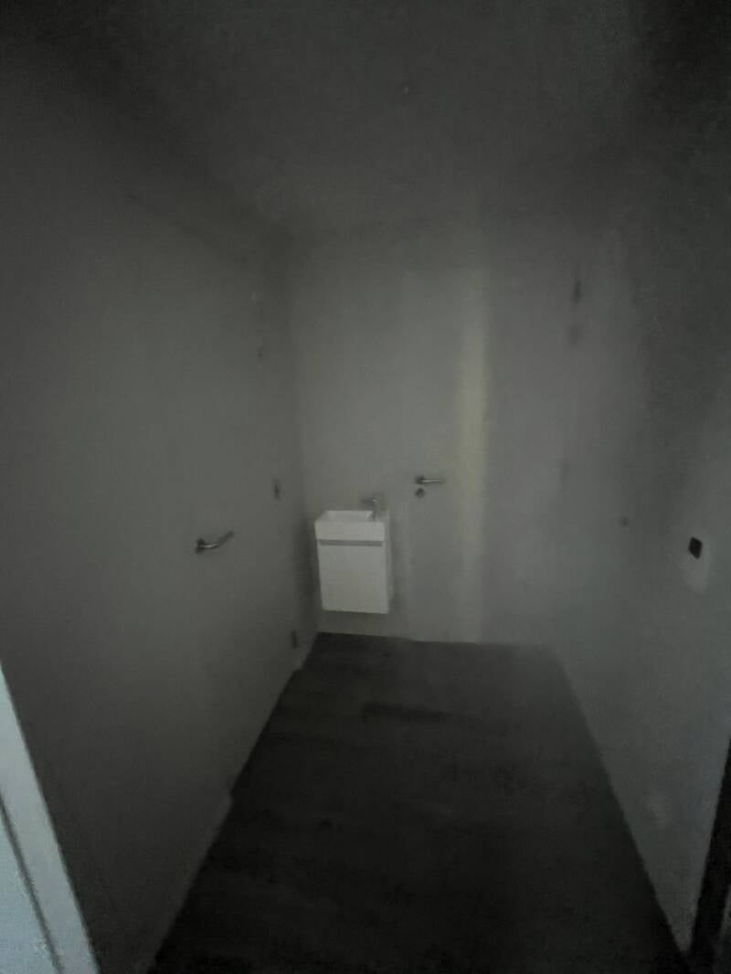122111807870944511-standard.jpg