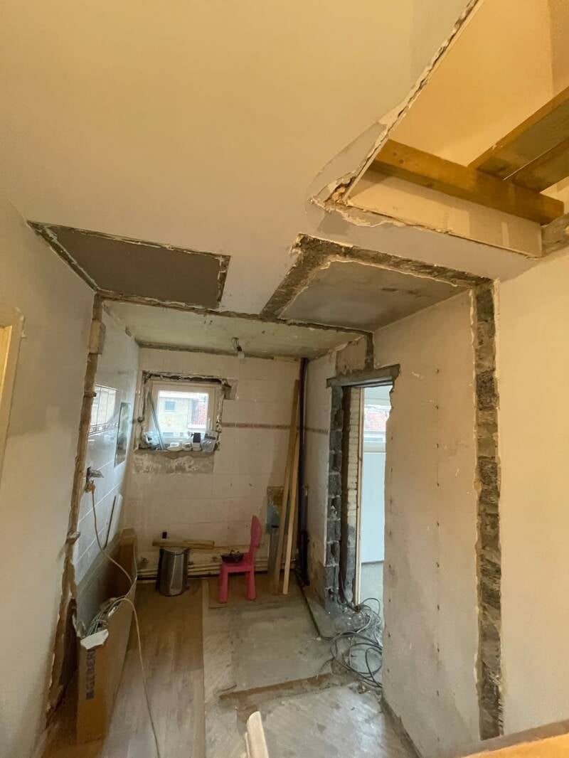 122112071750944511-standard.jpg
