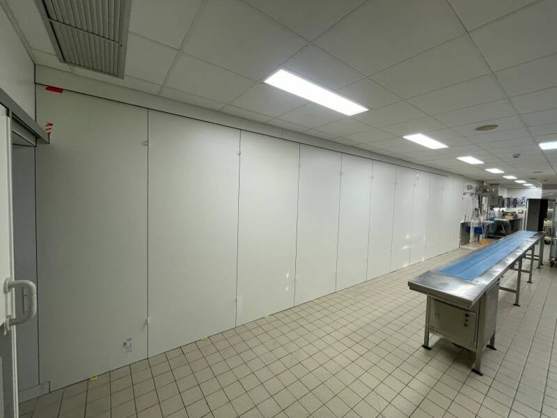 122112103310944511-standard.jpg
