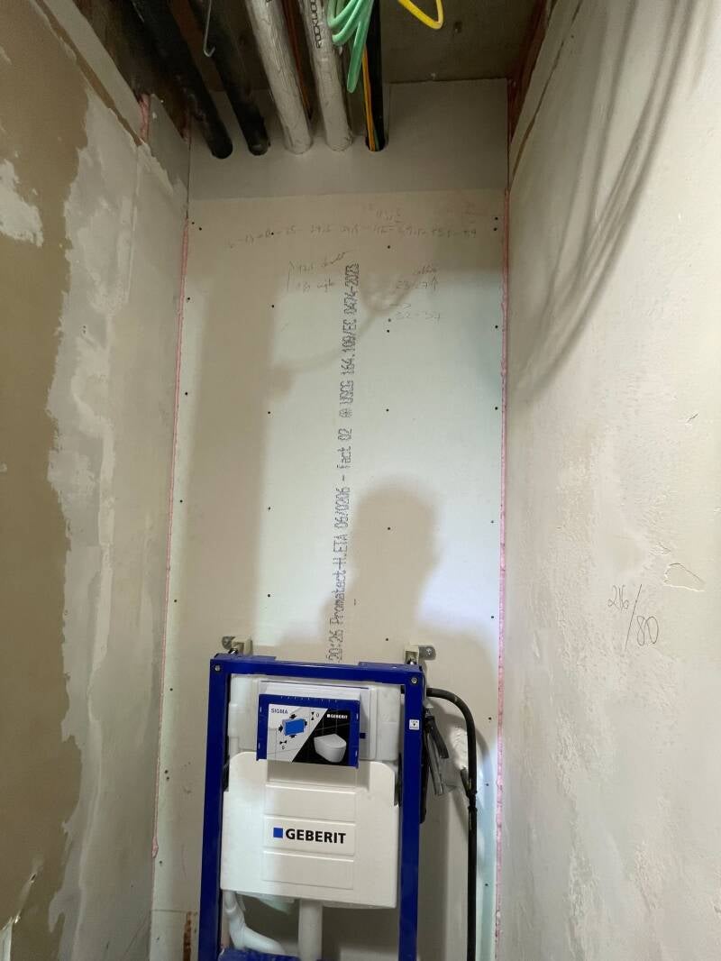 122112125600944511-standard.jpg