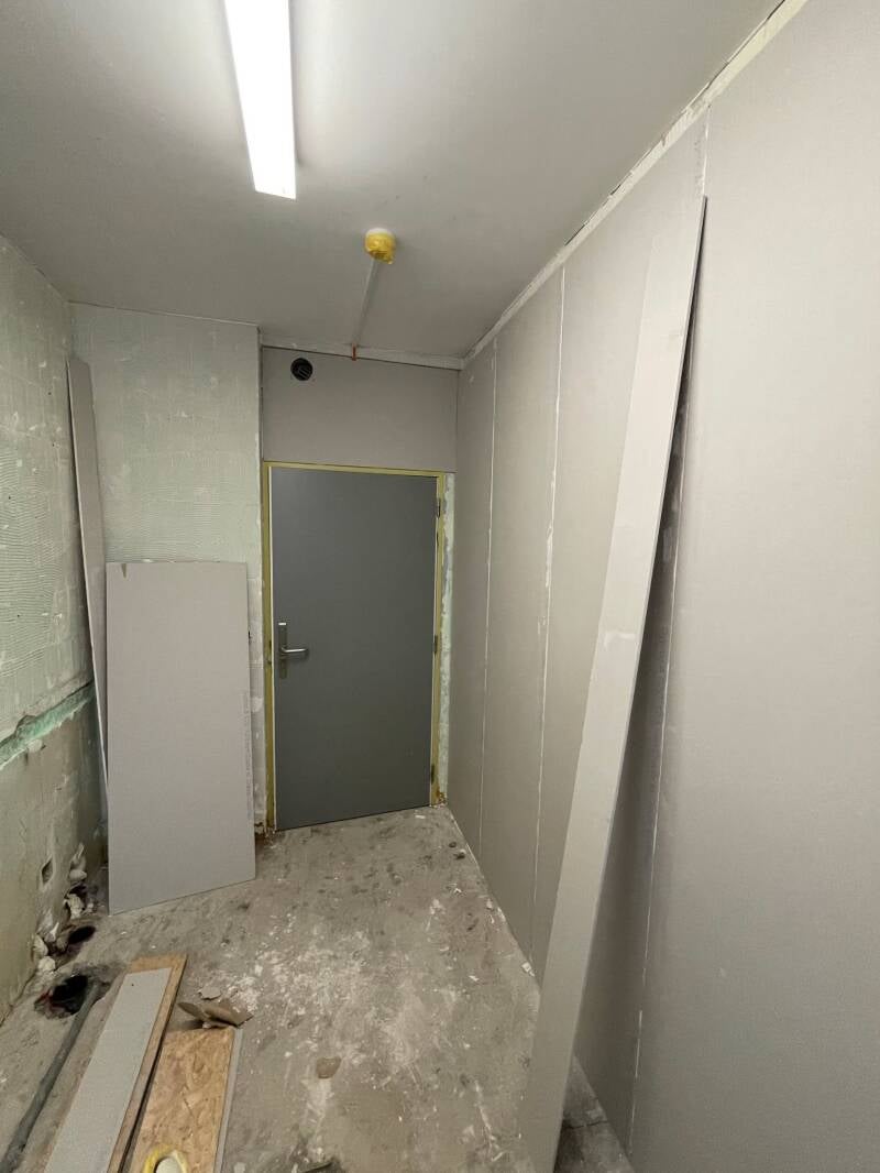 122112135200944511-standard.jpg