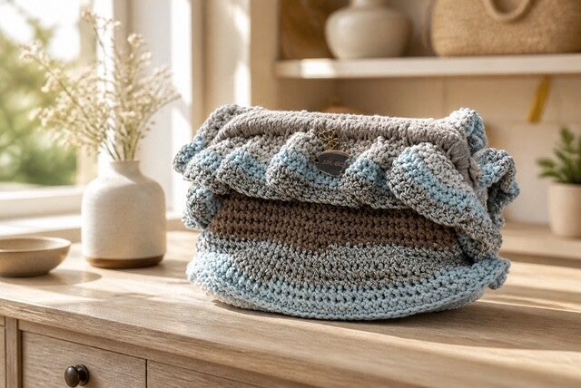 Tassen Clutch September
