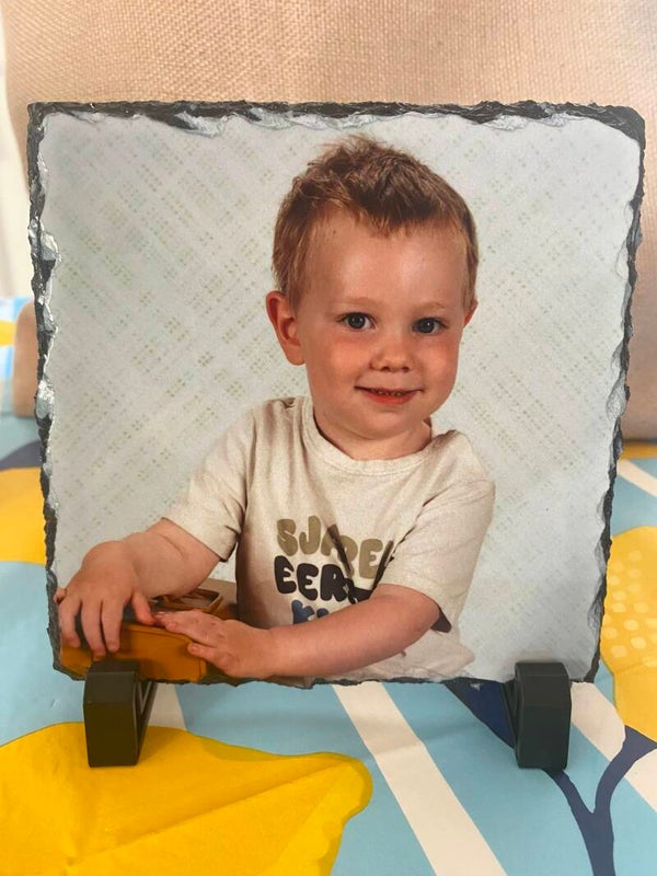 Granietsteen met gepersonaliseerde foto. incl voetjes