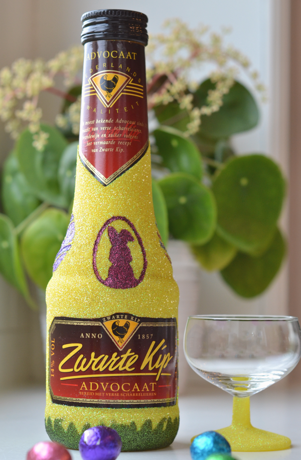 Zwarte Kip Advocaat | Pasen | Geel