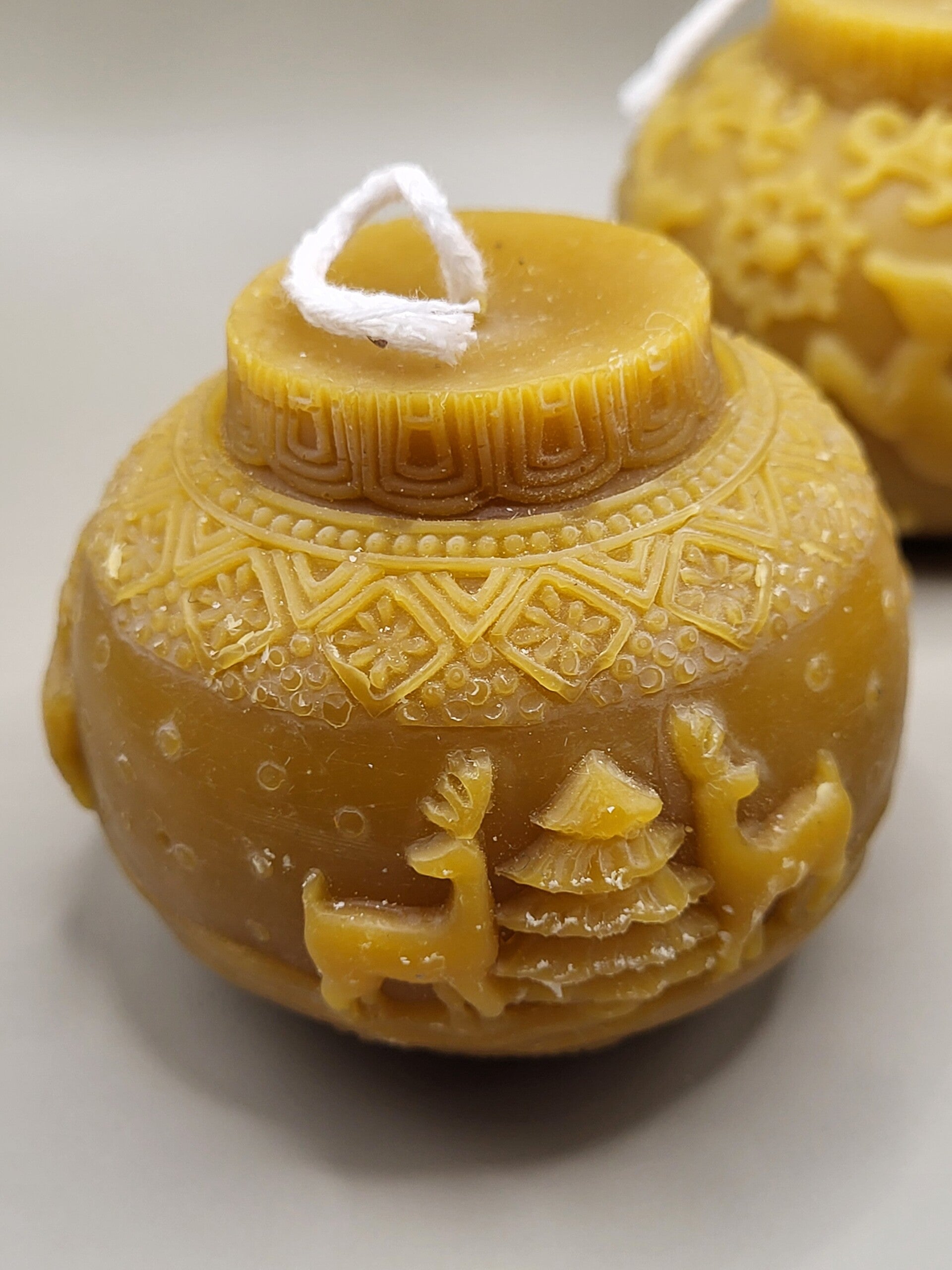 bougie cire d'abeille boule