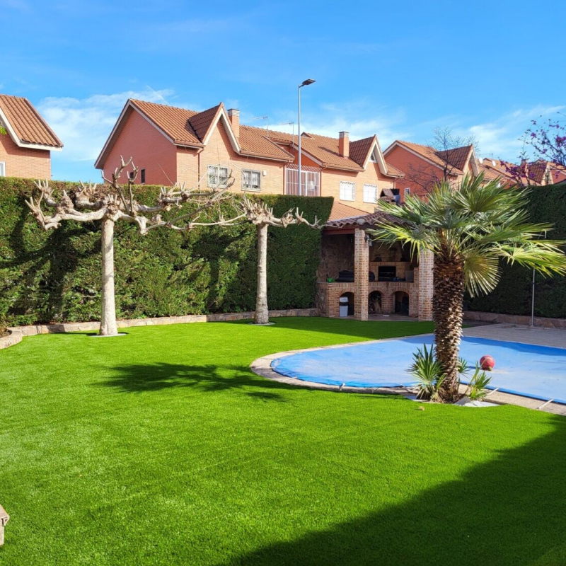 CÉSPED ARTIFICIAL VERDE TODO EL AÑO