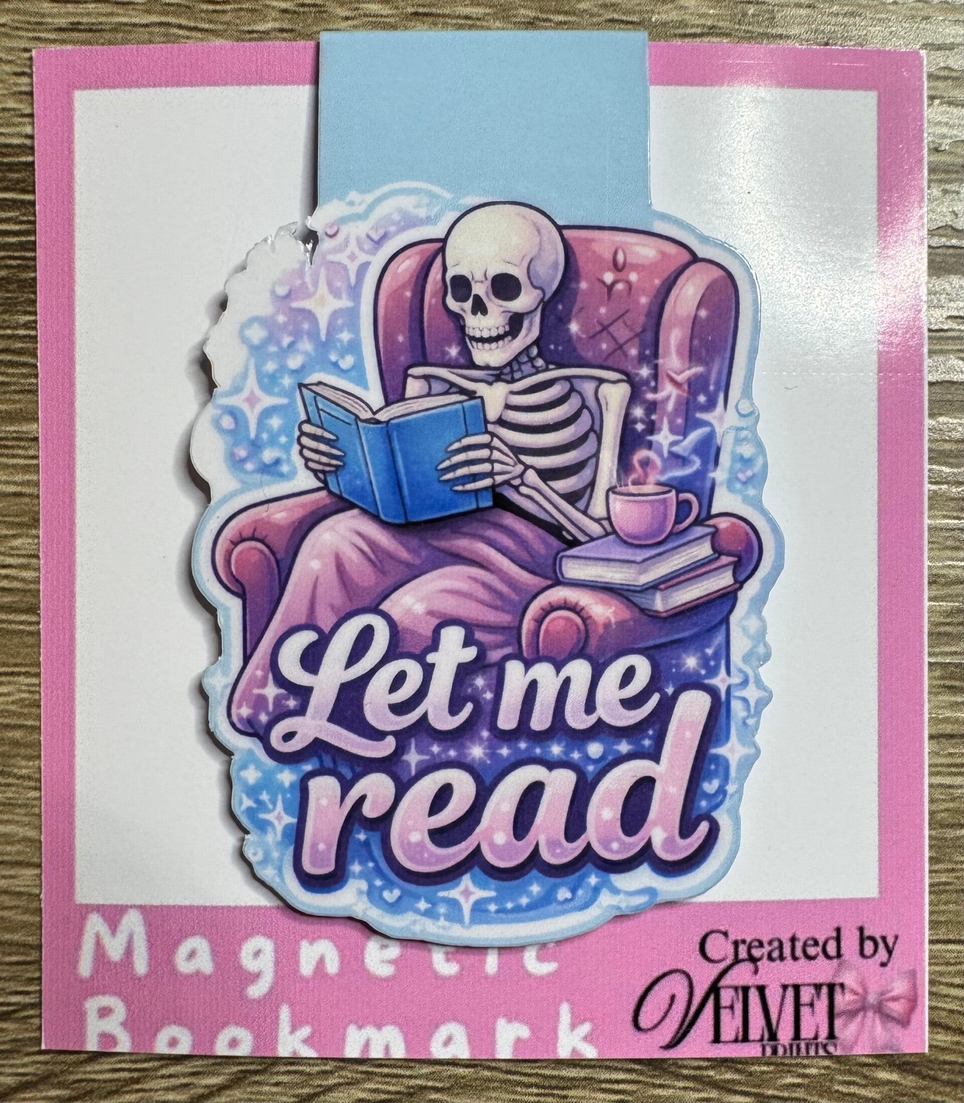 Magnetic Bookmark “Let Me Read”