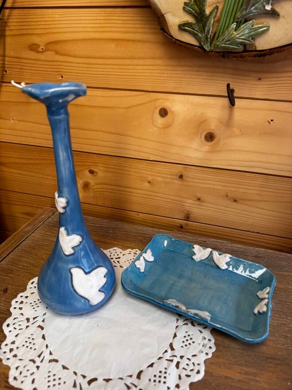 Blauw setje vaas met bord