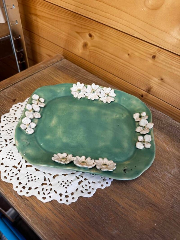 Groen schaaltje met imperfectie