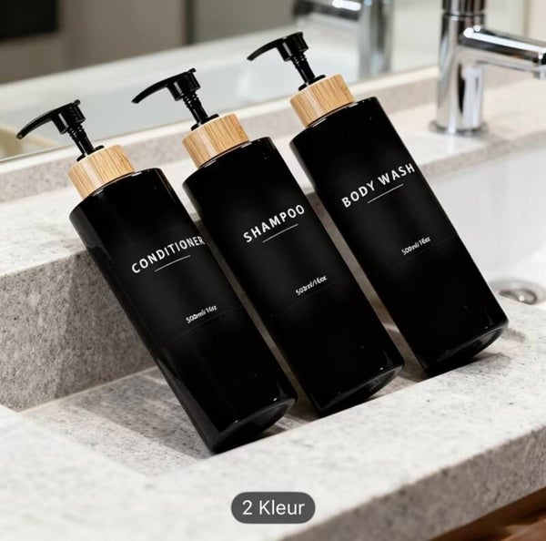 Set van 3 Pompflessen, 500 ML, zeep dispenser kunststof zwart met bamboe en tekst, navulbare shampoo fles.