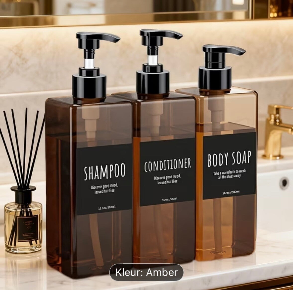 een set van 3 pompflessen vierkant bruin met tekst 500 ml, zeep dispenser kunststof, navulbare shampoo fles.