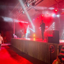 1000012382-standard.jpg