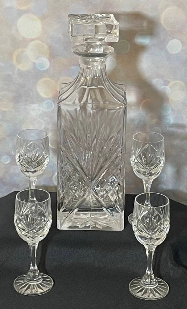 Cut Crystal Decanter with Four Stemmed Glasses – Elegant Vintage Barware Set