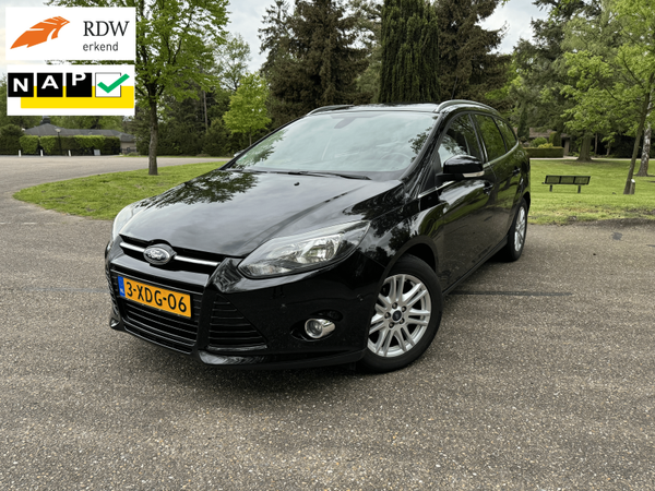 Ford Focus Wagon 1.0 EcoBoost APK+BEURT NIEUW, TREKHAAK!
