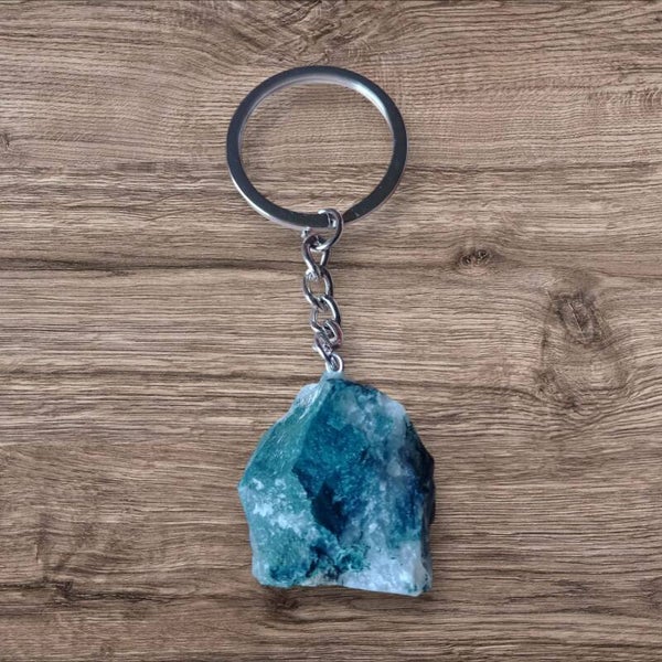 Porte clé avec pierre Brute
