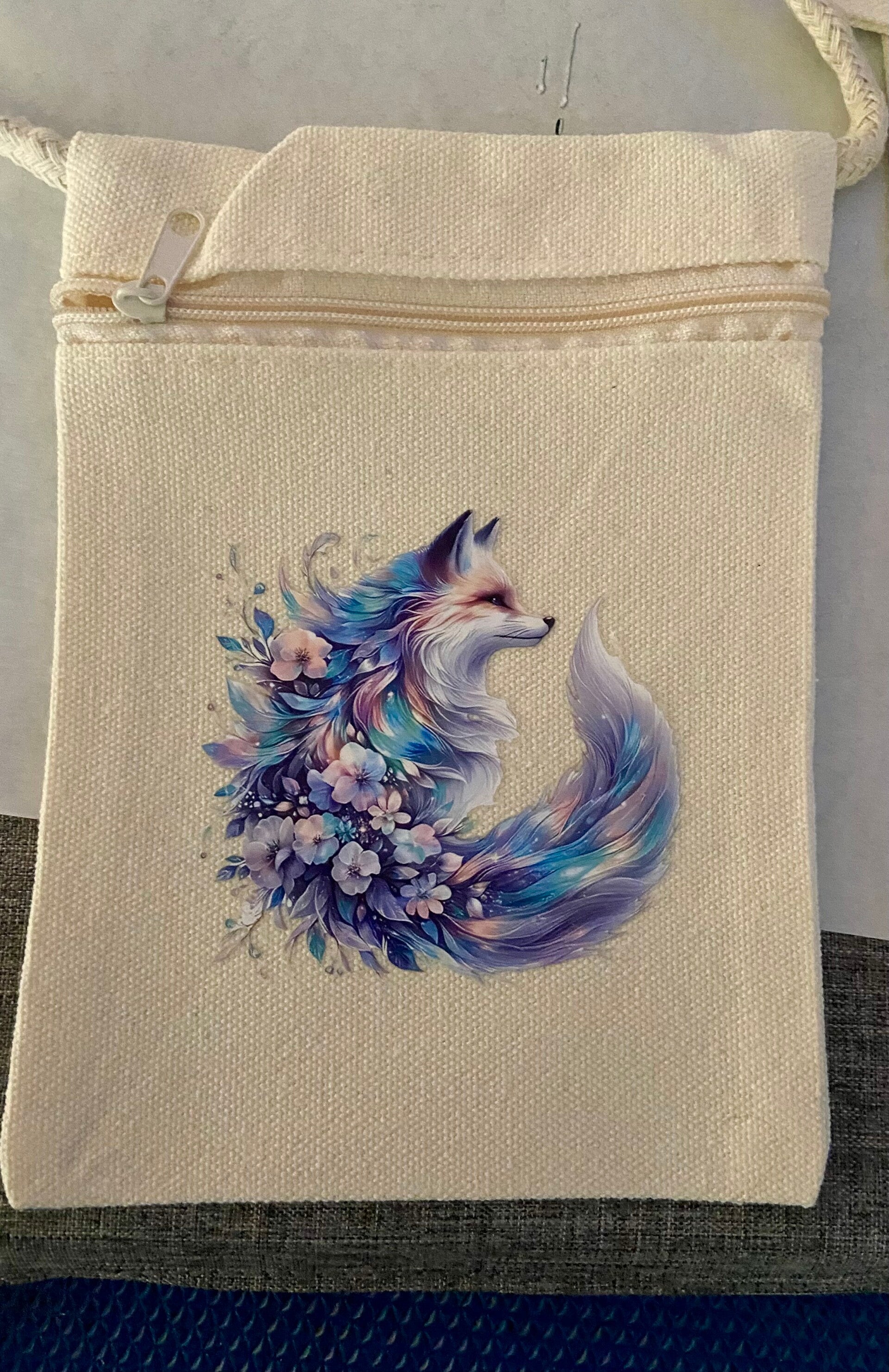 Fox crossbody bag