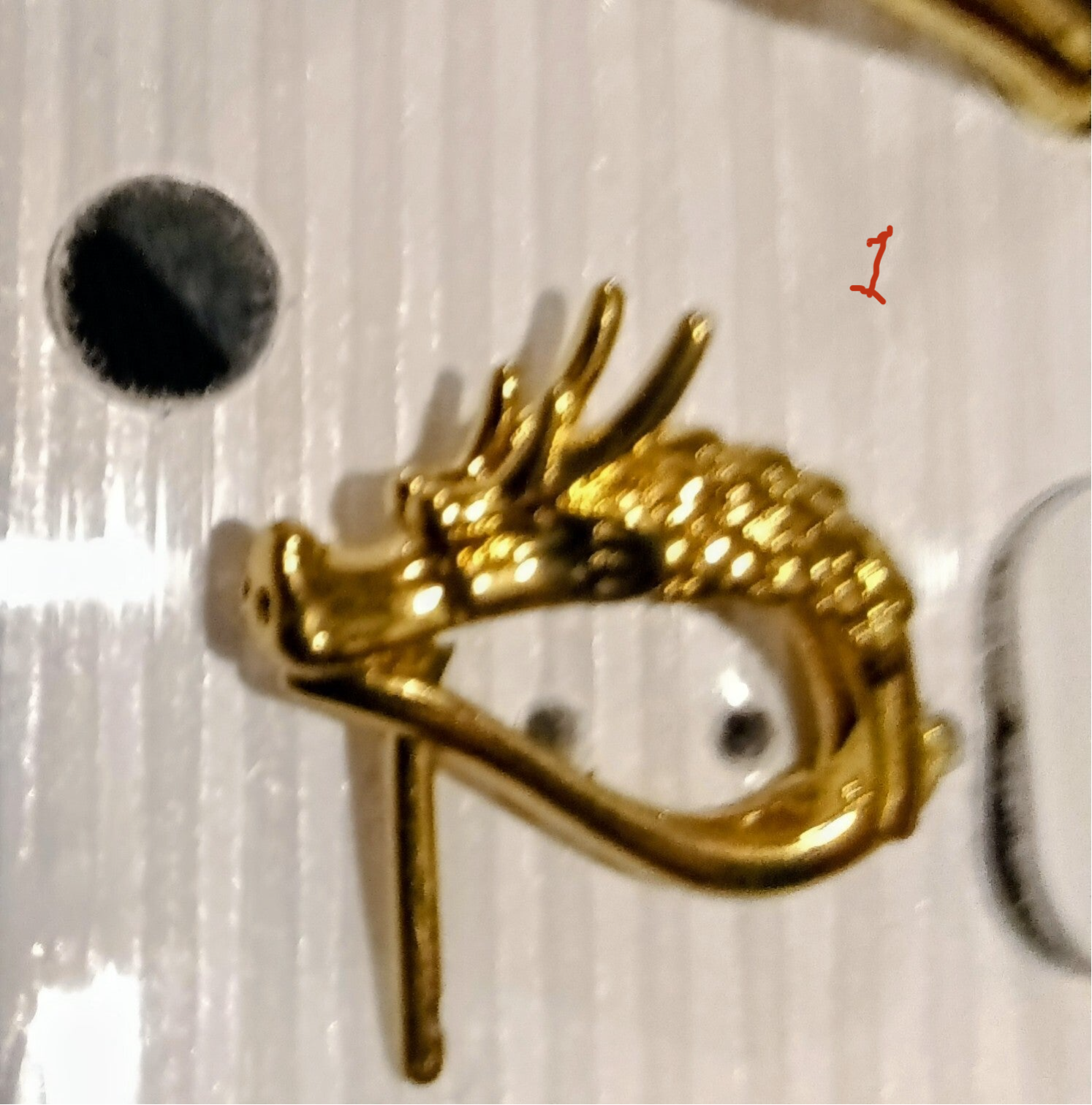 DRAGONS IN GOLD OR SILVER