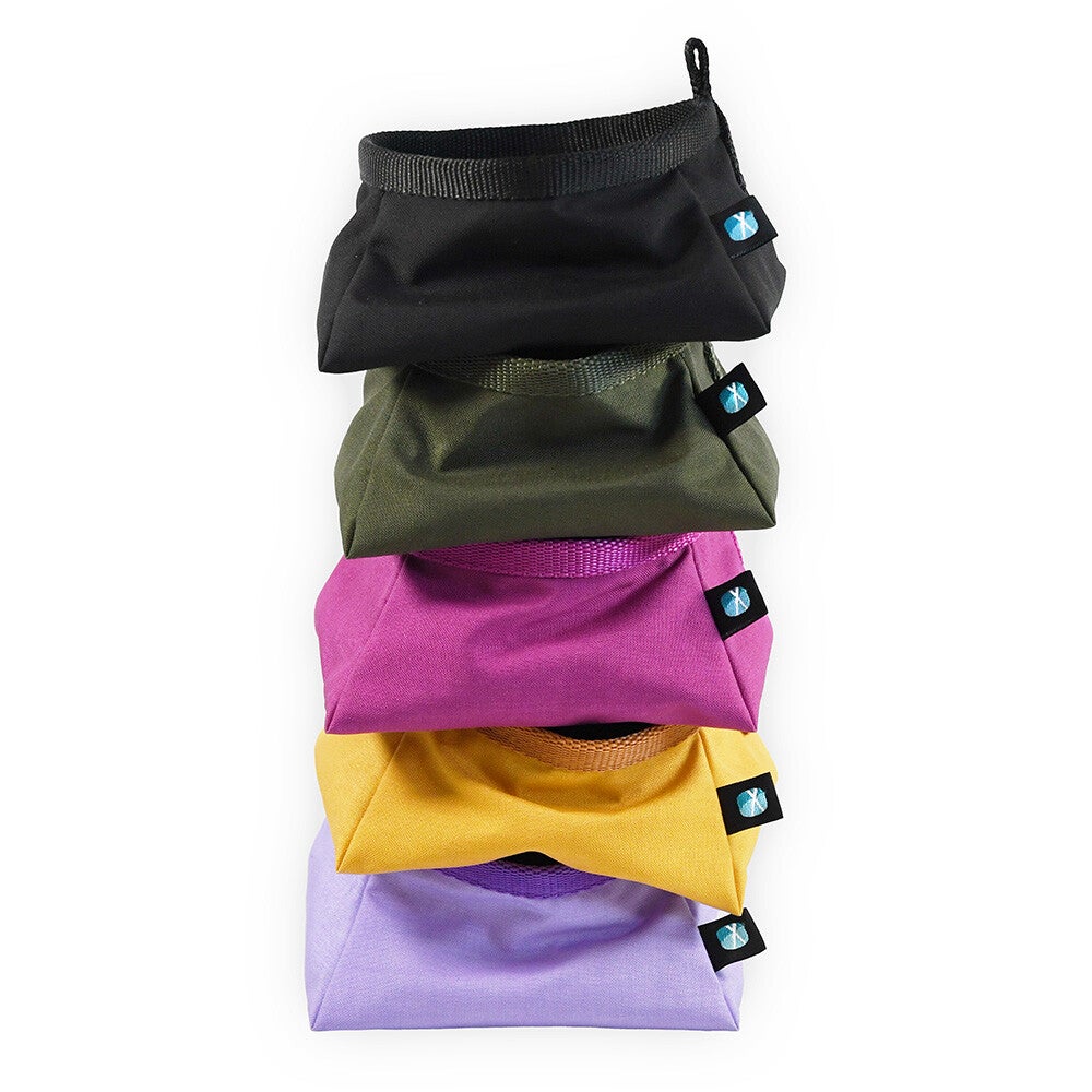 opvouwbaar- voer & drink bakje voor onderweg.