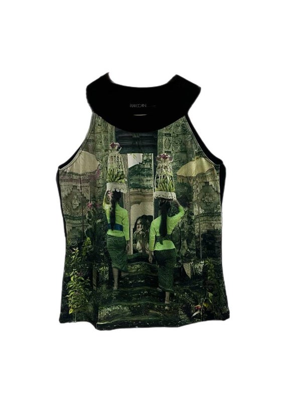 Marc Cain groene top met stijlvolle print – elegante damesmode met een unieke uitstraling