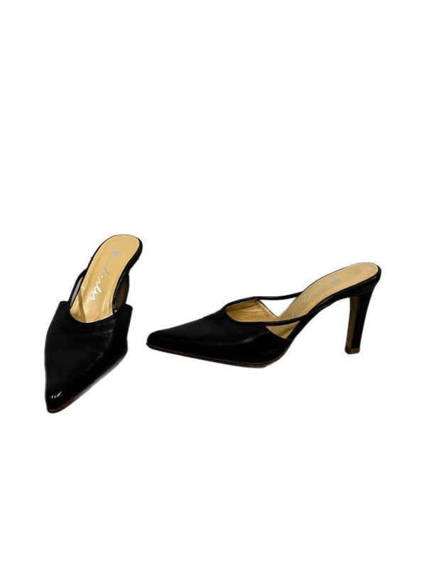 Elegante zwarte kitten heels van Charles – Tijdloze dames pumps