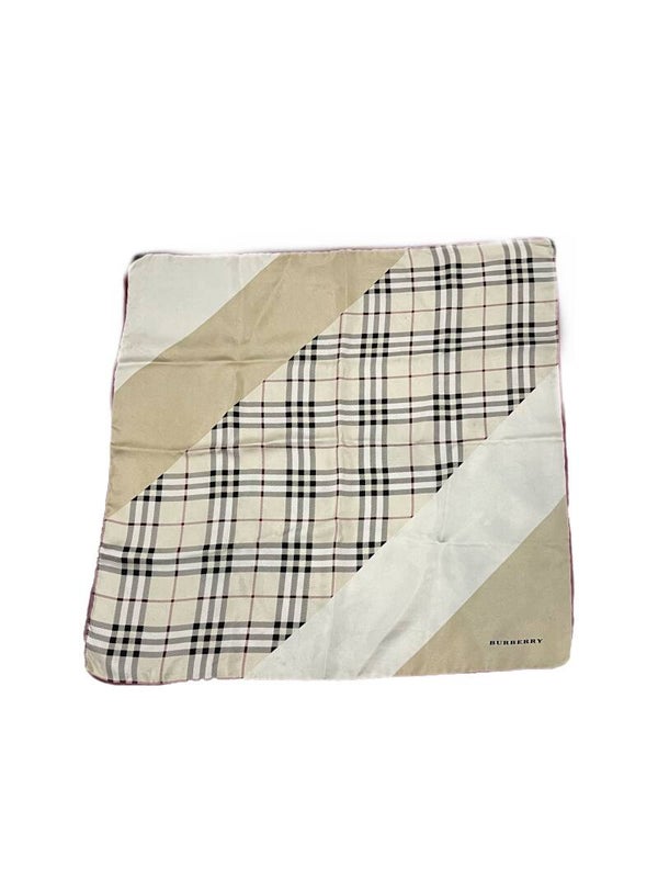 Burberry Sjaal – Tijdloze Luxe en Britse Elegantie