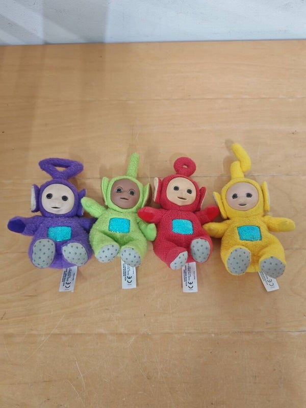 Set van 4 Teletubbies Knuffels | Complete Retro Pluche Verzameling