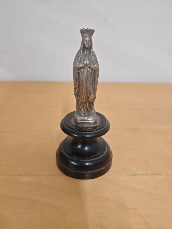 Vintage Mariabeeldje op Sokkel – Lourdes Religieuze Decoratie