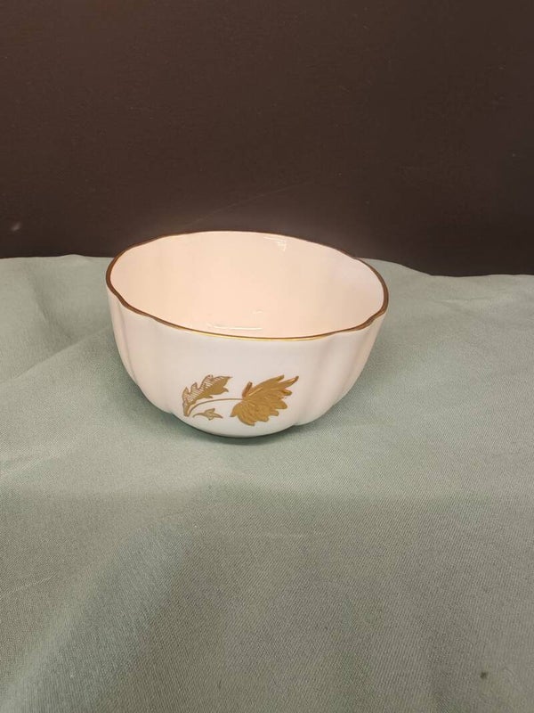 Vintage Abbeydale Derbyshire Kommetje – Charmant Engels Servies met Tijdloze Uitstraling