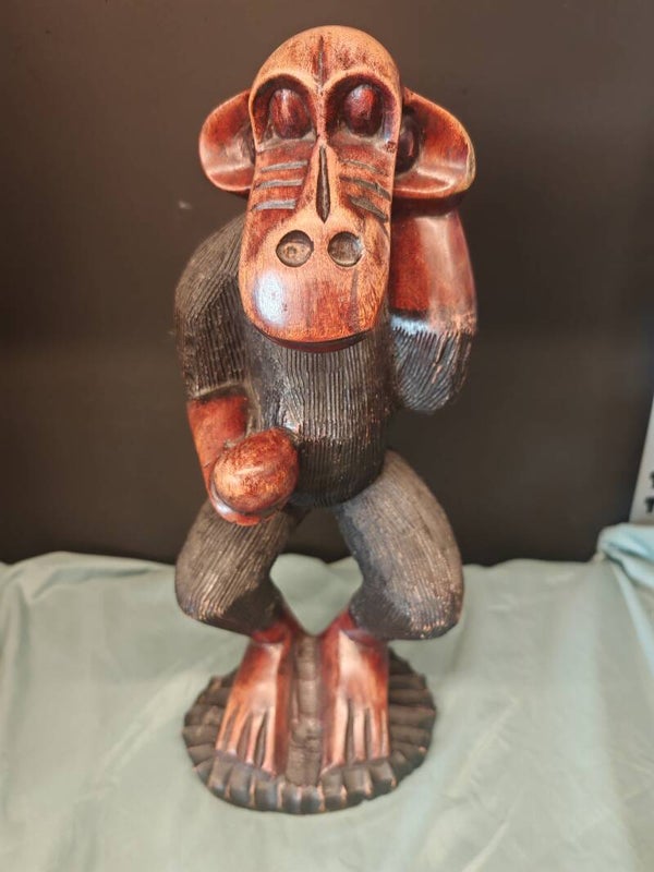 Handgesneden Afrikaans Apenbeeld – Authentieke Afrikaanse Volkskunst – 42 cm Hoog