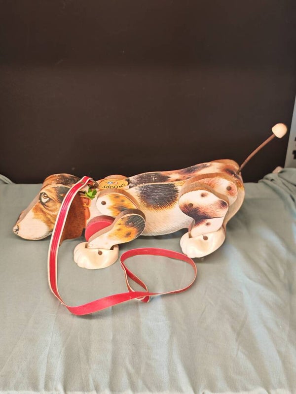 Vintage Fisher-Price Loophond “Snoopy” aan riem | Klassiek speelgoed uit de jaren 70/80