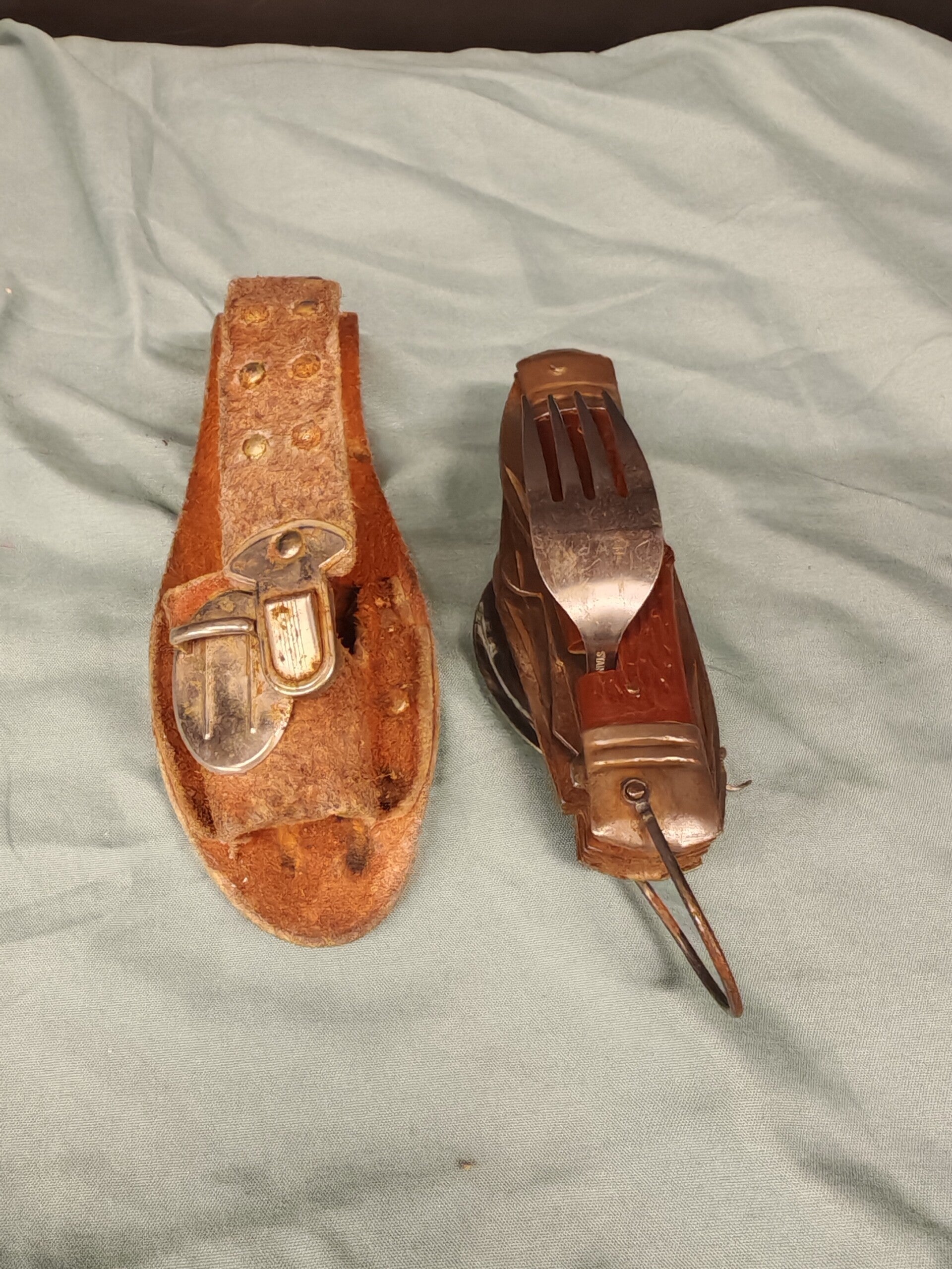 Oude Multitool in Zakmesformaat – Vintage Zakmes & Handig Verzamelobject