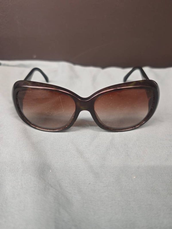 Vintage Chanel zonnebril – Exclusieve designer eyewear – Tijdloze elegantie