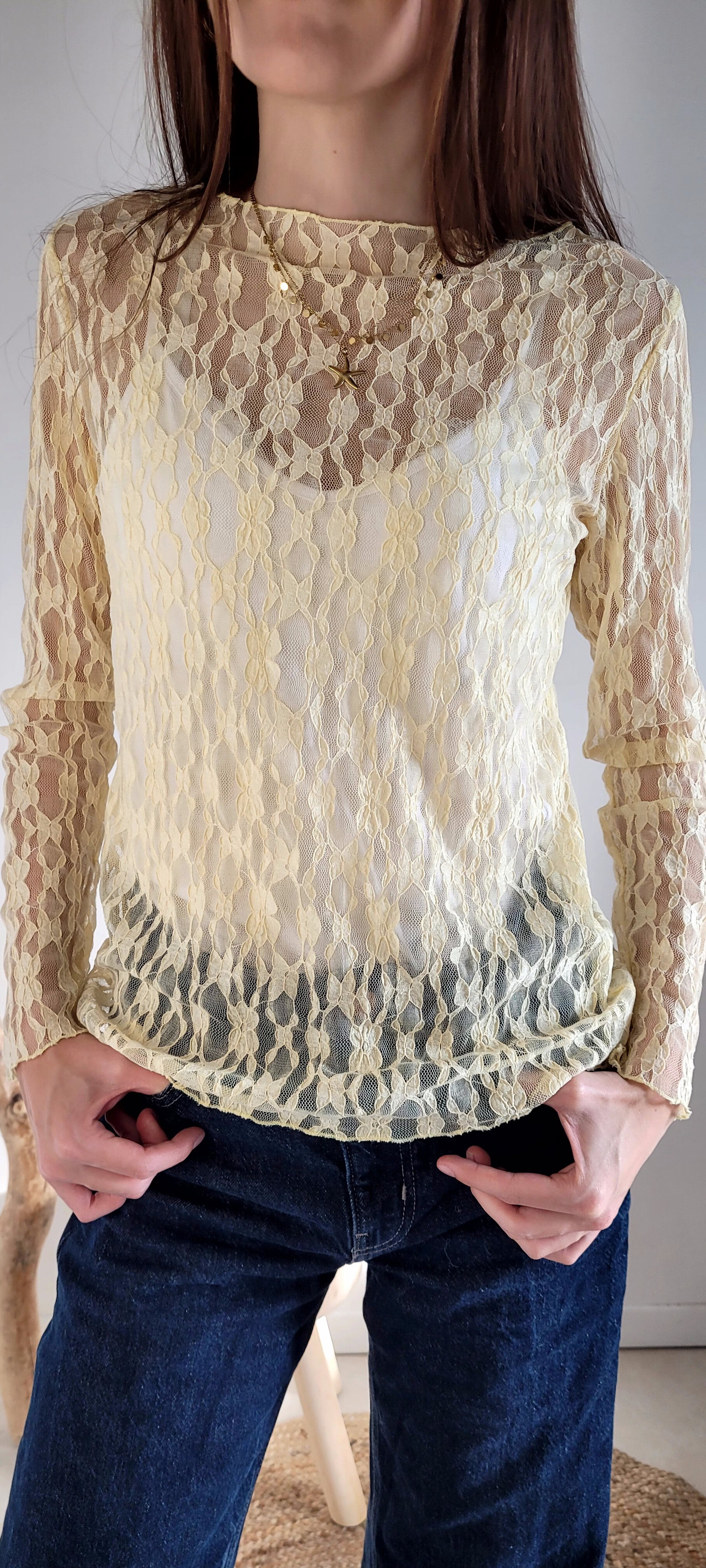 Top manches longues dentelle jaune