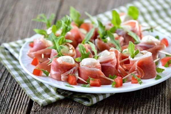 Italiaanse ham met mozzarella.