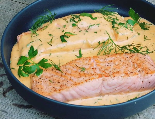 Gebakken zalm met Hollandaisesaus (per persoon)