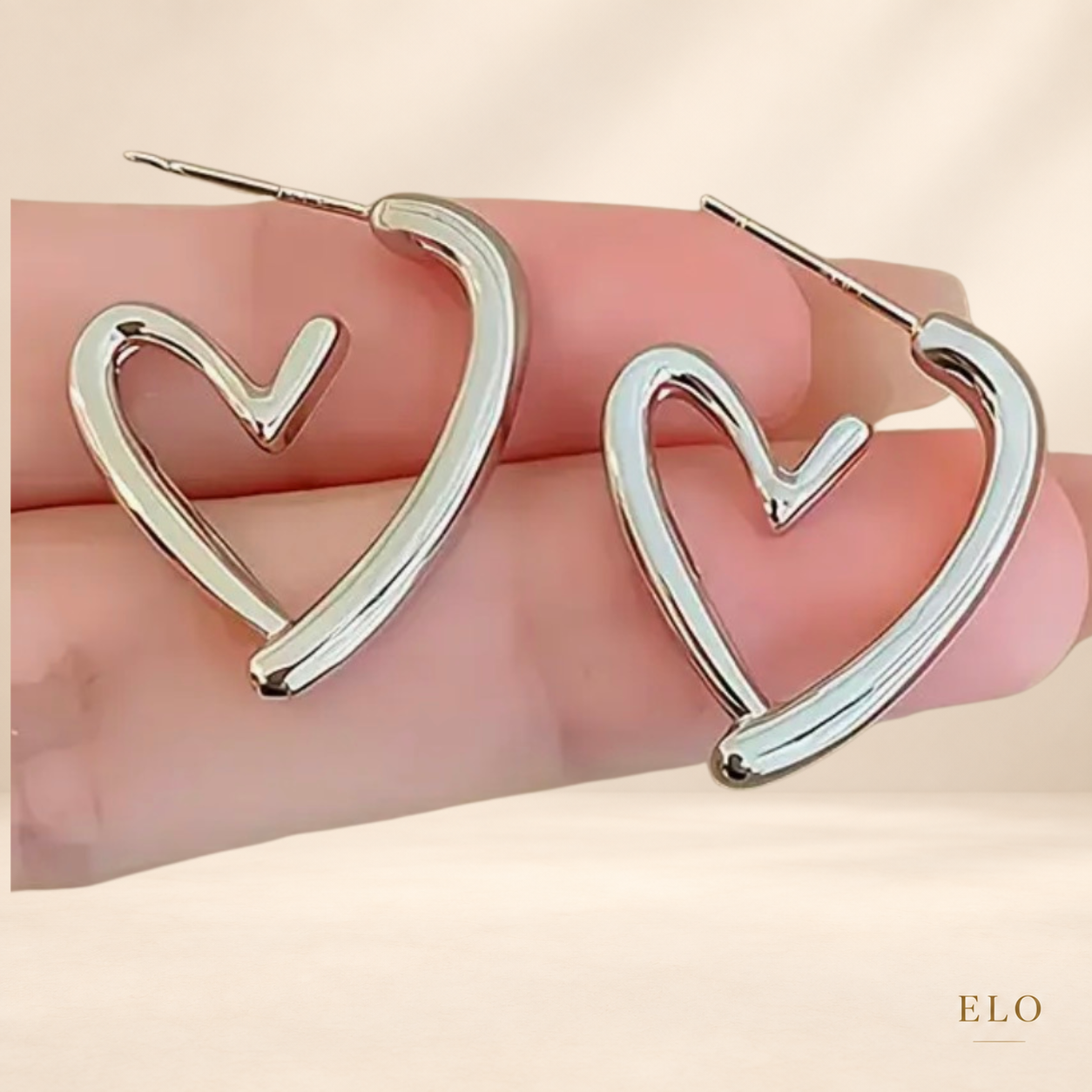 LÉA – Boucles d’oreilles cœur argentées en acier inoxydable 316