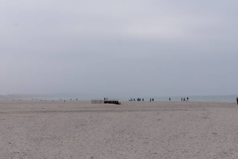 26h03360_v-standard.jpg