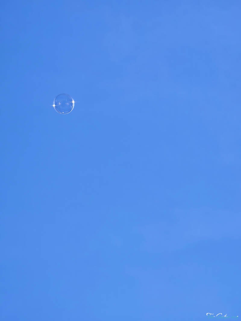 bubble-sky_fs-standard-mmju86.jpg