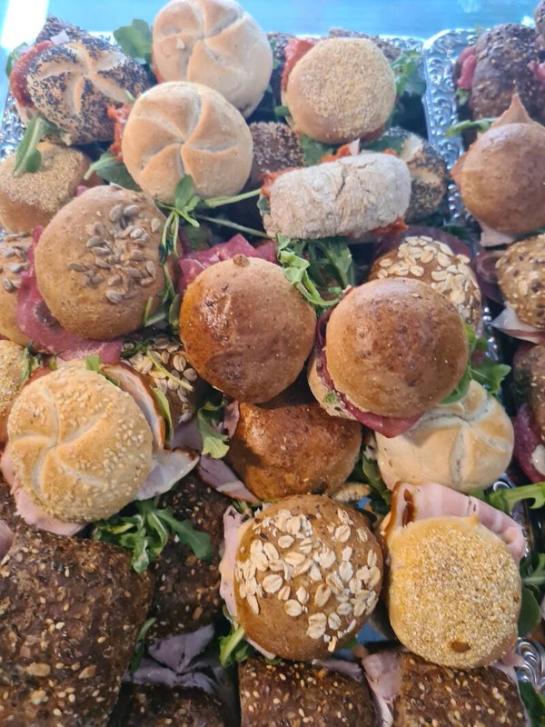 Luxe mini belegde broodjes